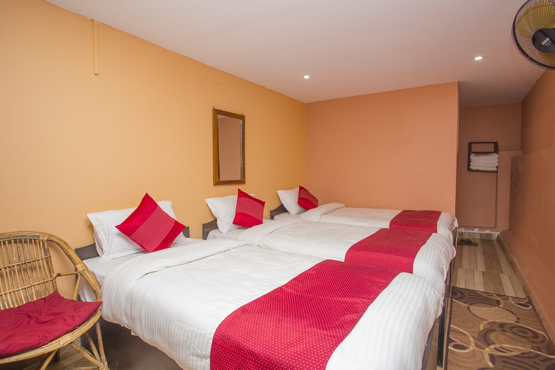 Triple Bed Room